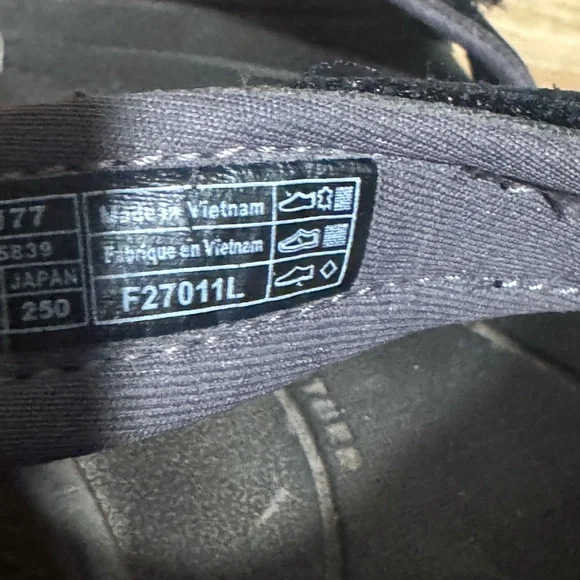 Teva Tirra Black leather Outdoor Hiking strap Sandals women’s size 8 - Picture 10 of 10